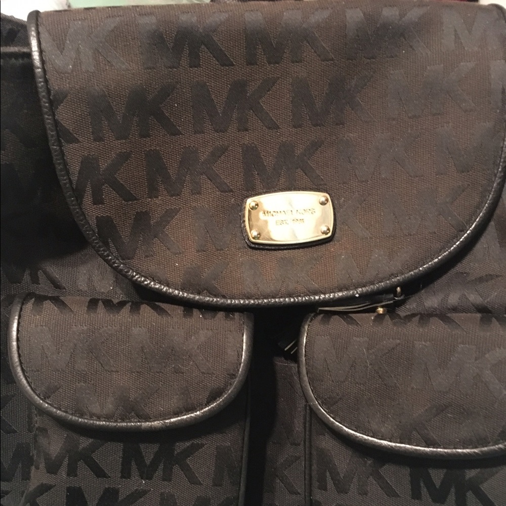 Authentic Michael Kors in excellent condition